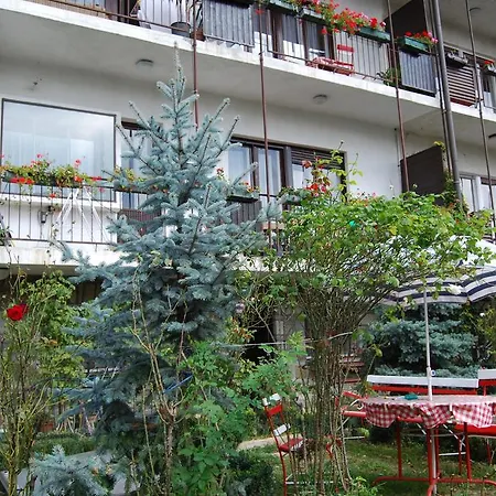Gardonyi Vendeghaz Bed & Breakfast Budapest