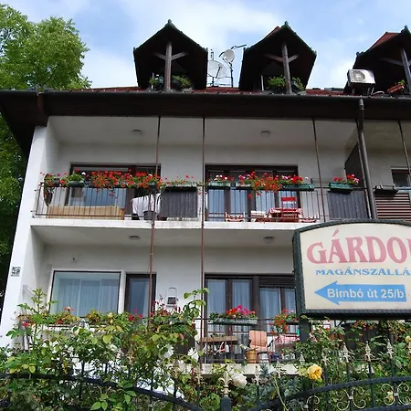 Couette-café Gardonyi Vendeghaz Budapest